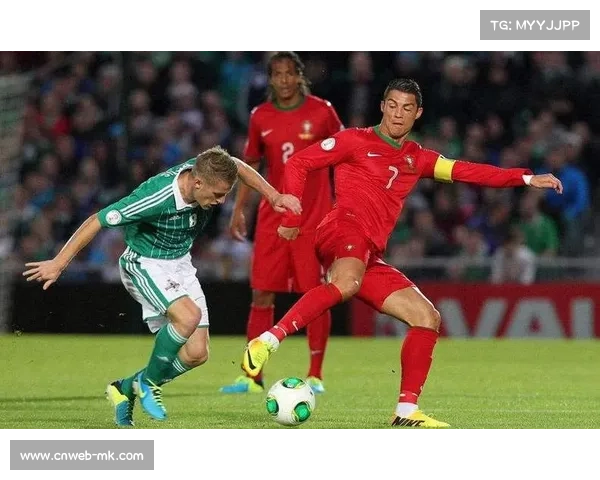 足球友谊赛上演进球大战，本土新星上演帽子戏法